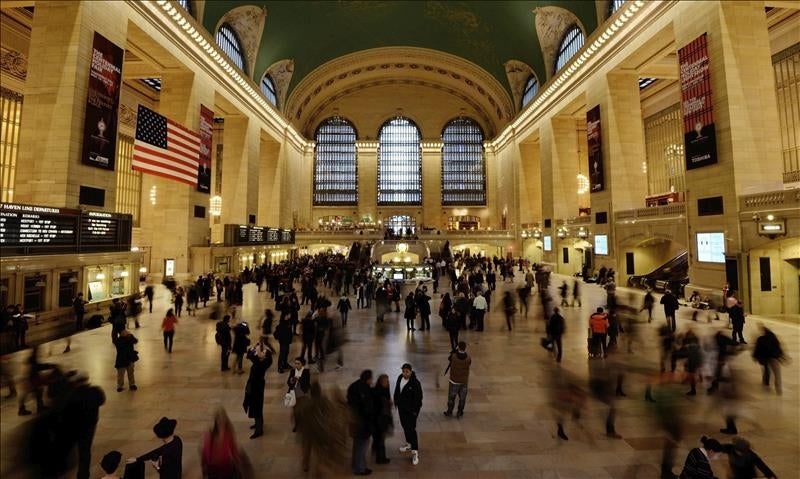 Millones de estadounidenses viajan en una Acción de Gracias con más seguridad Millones de estadounidenses viajan en una Acción de Gracias con más seguridad