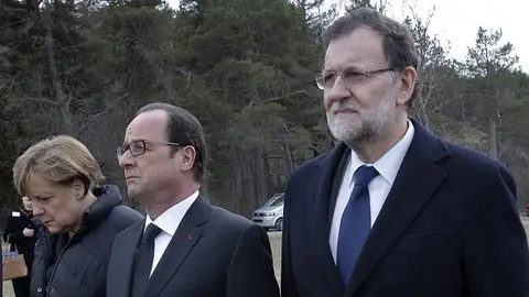 Mariano Rajoy junto al presidente Hollande y Ángela Merkel Mariano Rajoy junto al presidente Hollande y Ángela Merkel