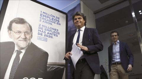 El director de Campa&ntilde;a del PP, Jorge Moragas, llega a la presentaci&oacute;n de la campa&ntilde;a electoral de su partido