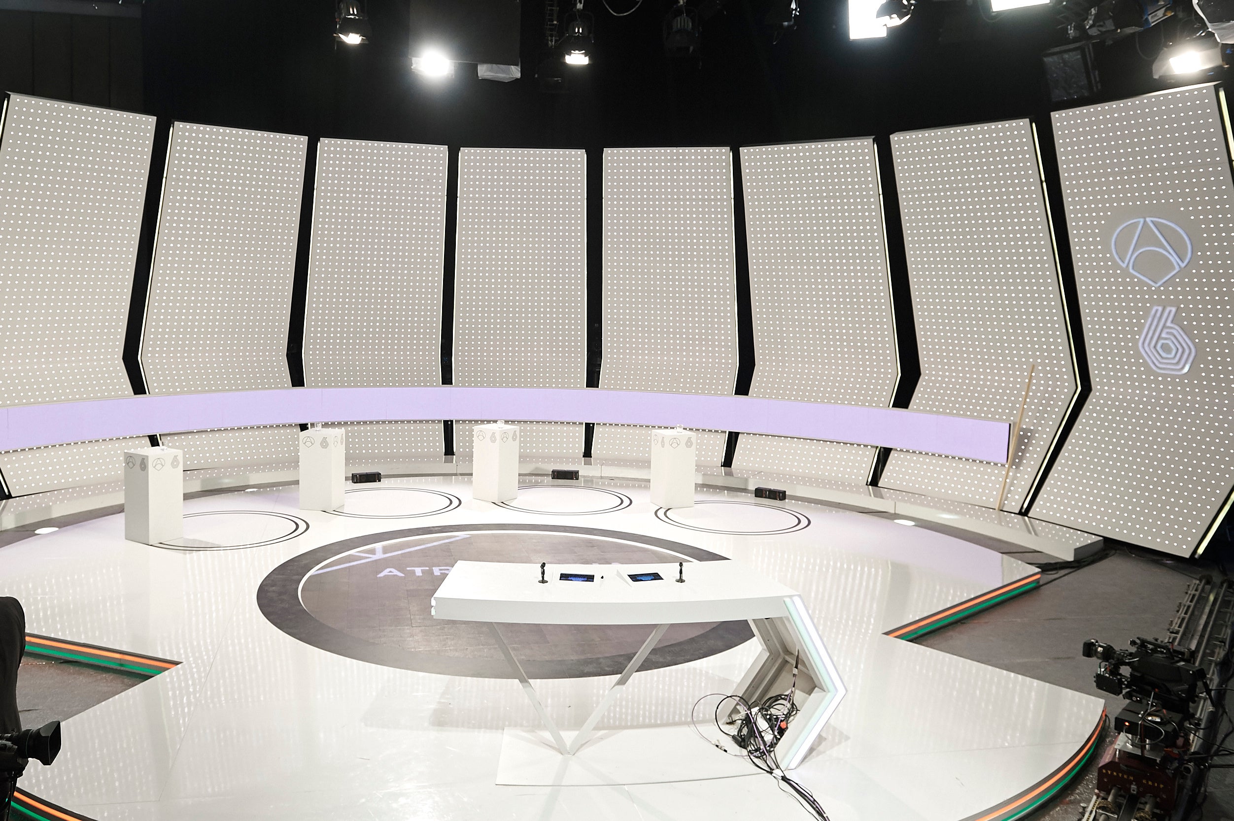 Iglesias y Vox confirman su asistencia al debate de Atresmedia, mientras que Ciudadanos estudiará la propuesta Iglesias y Vox confirman su asistencia al debate de Atresmedia, mientras que Ciudadanos estudiará la propuesta