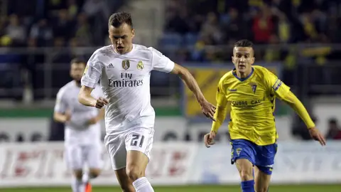 Denis Cheryshev, durante le partido contra el Cádiz Denis Cheryshev, durante le partido contra el Cádiz