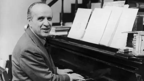El compositor italiano Nino Rota El compositor italiano Nino Rota