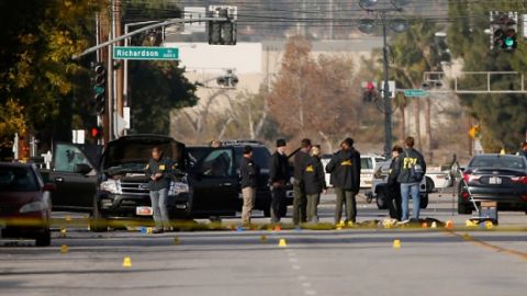 Polic&iacute;a en San Bernardino, California