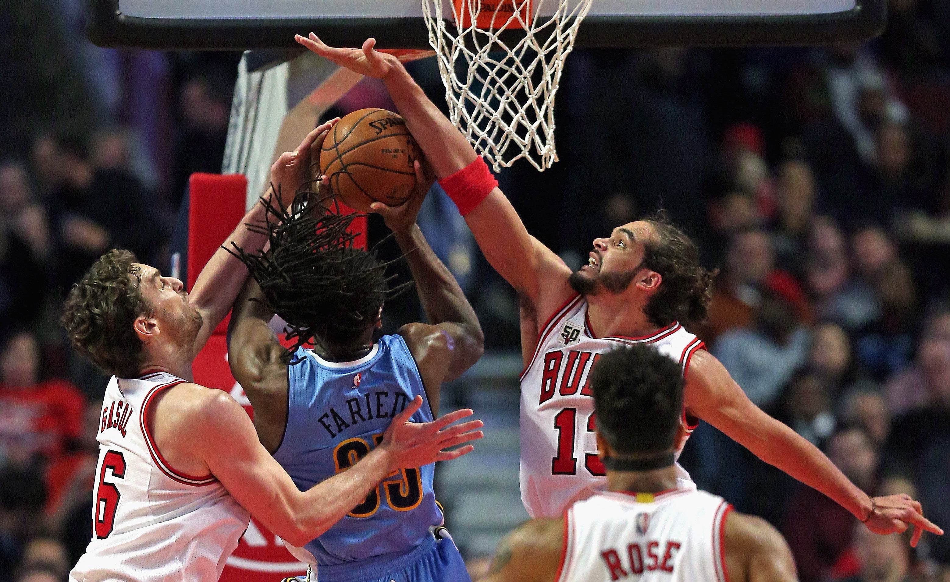 Doble-doble de Pau Gasol y susto de Mirotic en la victoria de los Bulls Doble-doble de Pau Gasol y susto de Mirotic en la victoria de los Bulls