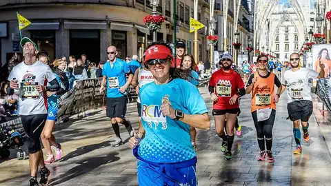 Participantes de la Maratón de Málaga Participantes de la Maratón de Málaga