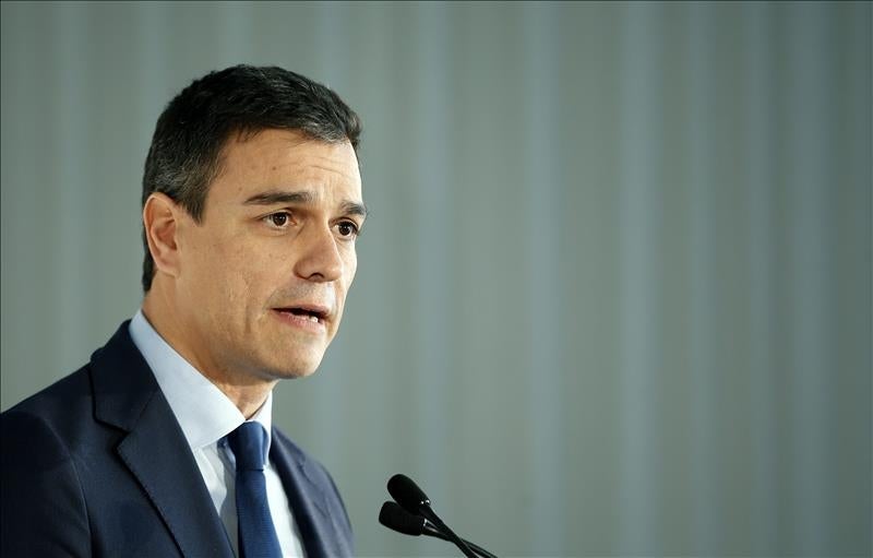 Sánchez afirma que el PSOE ganó el debate y arremete contra Iglesias, "que se ama por encima de todas las cosas" Sánchez afirma que el PSOE ganó el debate y arremete contra Iglesias, "que se ama por encima de todas las cosas"