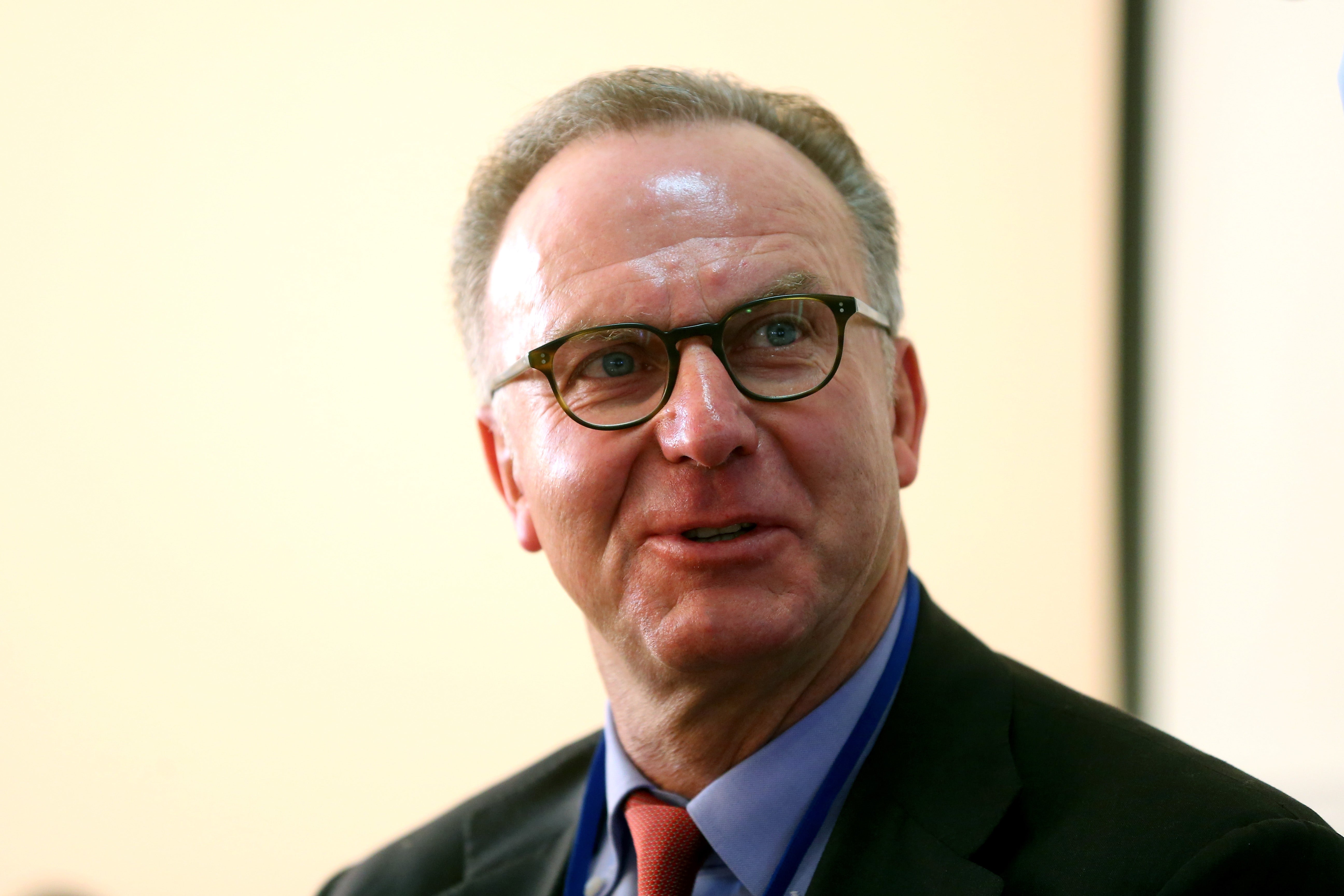 Rummenigge no cree que haya que preocuparse por los rumores de Lewandowski al Madrid Rummenigge no cree que haya que preocuparse por los rumores de Lewandowski al Madrid