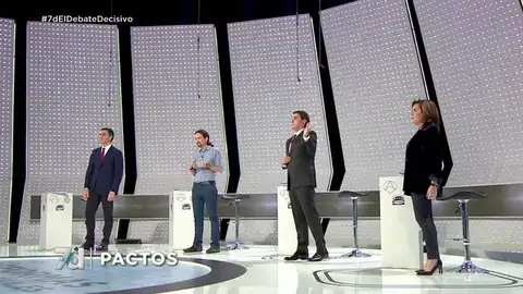Los candidatos exponen sus políticas de pactos Los candidatos exponen sus políticas de pactos