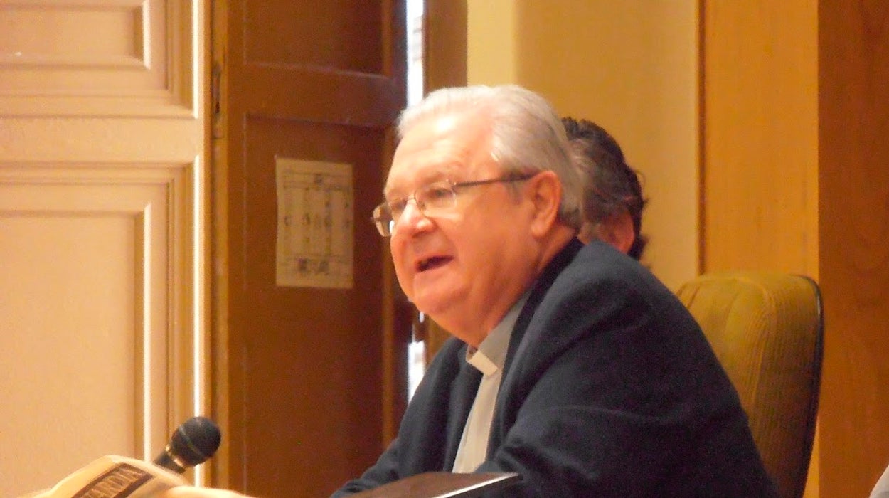 El Papa sustituye al obispo valenciano Salinas por su relación sentimental El Papa sustituye al obispo valenciano Salinas por su relación sentimental