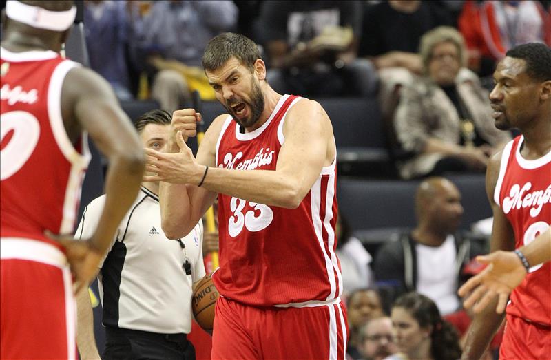 Triple ganador de Barnes y doble-doble de Marc Gasol en la victoria de los Grizzlies Triple ganador de Barnes y doble-doble de Marc Gasol en la victoria de los Grizzlies