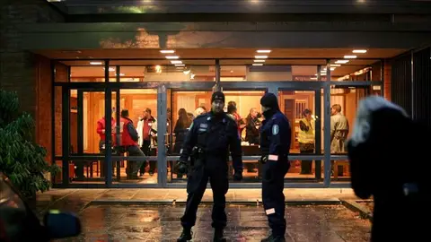 Las fuerzas de seguridad en Tuusula, 50 kms al norte de Helsinki, Finlandia Las fuerzas de seguridad en Tuusula, 50 kms al norte de Helsinki, Finlandia