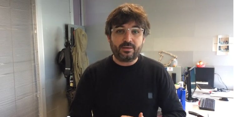 Jordi Évole: "Cada gesto cuenta para avanzar en la investigación de las enfermedades raras" Jordi Évole: "Cada gesto cuenta para avanzar en la investigación de las enfermedades raras"