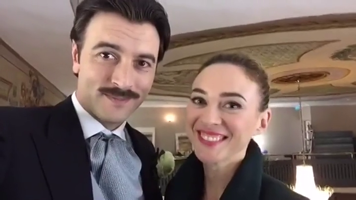 Javier Rey y Marta Hazas nos animan a participar en este fin de semana solidario Javier Rey y Marta Hazas nos animan a participar en este fin de semana solidario