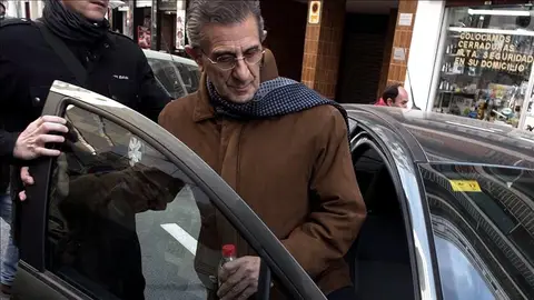 El padre Román El padre Román