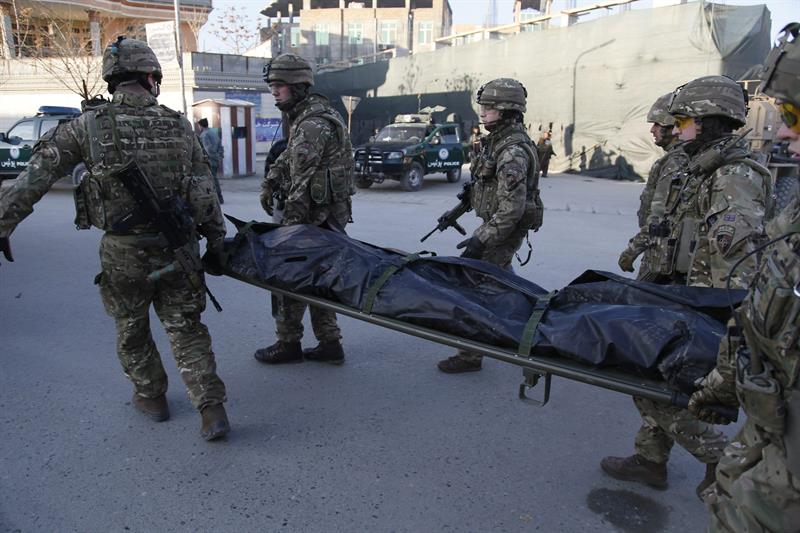 El avión que repatriará a los fallecidos en Kabul saldrá de España en las próximas horas El avión que repatriará a los fallecidos en Kabul saldrá de España en las próximas horas