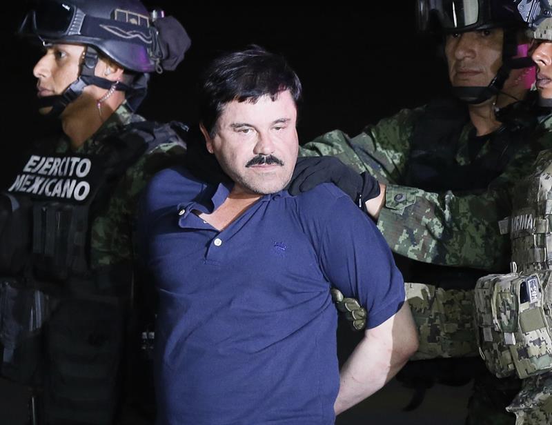 Un juez mexicano autoriza la extradición a EEUU de "El Chapo" Guzmán Un juez mexicano autoriza la extradición a EEUU de "El Chapo" Guzmán