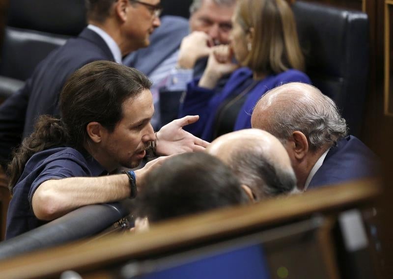 Las preguntas de Amón: ¿Trabaja el ministro del Interior, Jorge Fernández Díaz, para Podemos? Las preguntas de Amón: ¿Trabaja el ministro del Interior, Jorge Fernández Díaz, para Podemos?