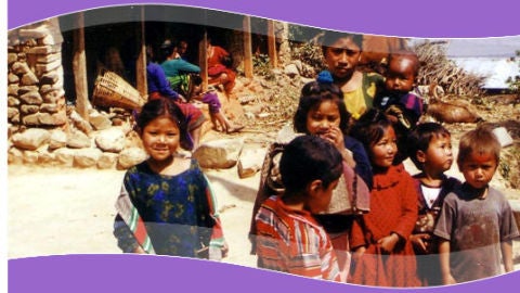NI&ntilde;os de Nepal. Ayuda humanitaria
