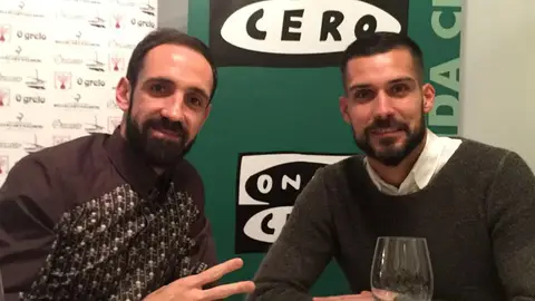 Juanfran y Miguel Ángel Moyá, jugadores del Atlético de Madrid Los jugadores del Atlético de Madrid Juanfran Torres y Miguel Ángel Moyá en Onda Deportiva