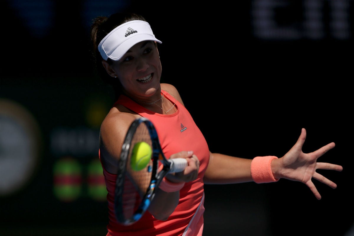 Garbiñe Muguruza solventa sin apuros su debut ante Anett Kontaveit Garbiñe Muguruza solventa sin apuros su debut ante Anett Kontaveit