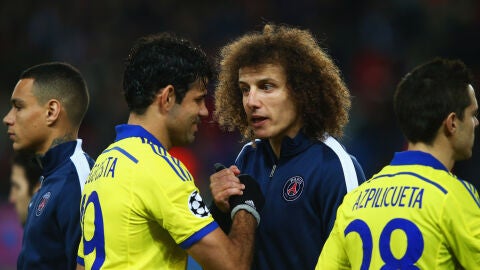Diego Costa y David Luiz en un enfrentamiento de Champions League