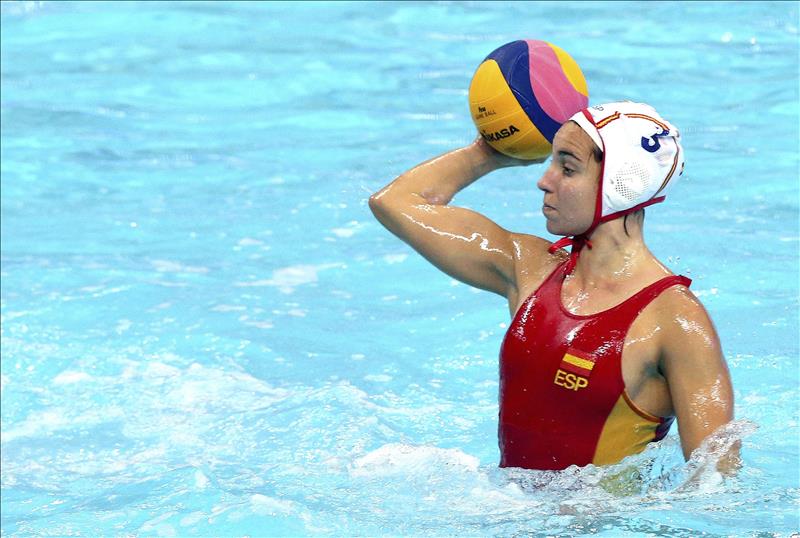 España pierde ante Italia y cede el liderato España pierde ante Italia y cede el liderato