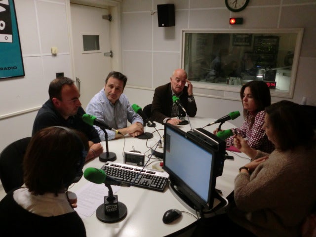 Aquí en la Onda Cantabria. Tertulia de Diputados del Parlamento de Cantabria 19/01/2016 Aquí en la Onda Cantabria. Tertulia de Diputados del Parlamento de Cantabria 19/01/2016