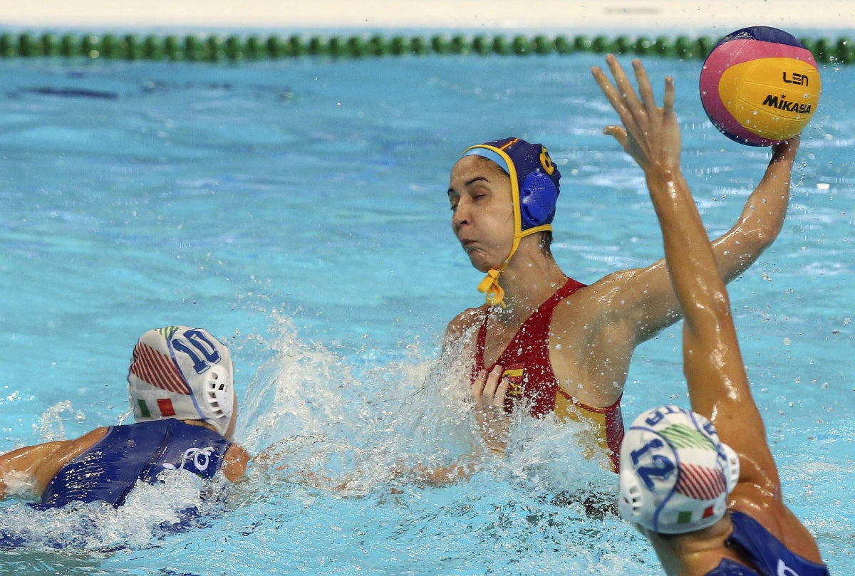 España gana a Rusia en cuartos y se medirá a Holanda en semifinales España gana a Rusia en cuartos y se medirá a Holanda en semifinales