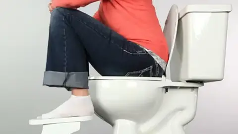 La posición correcta para defecar La posición correcta para defecar