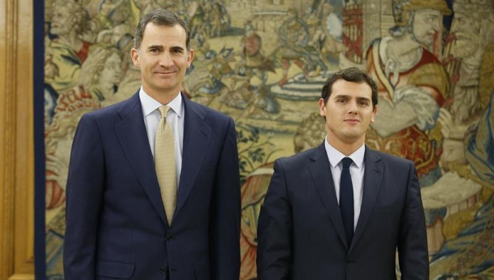 El Rey Felipe recibe al presidente de Ciudadanos, Albert Rivera