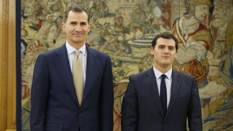 El Rey Felipe recibe al presidente de Ciudadanos, Albert Rivera