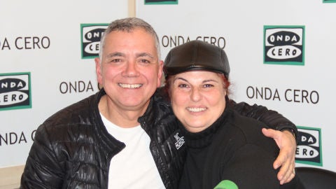 La actriz Tet&eacute; Delgado con Juan Ram&oacute;n Lucas durante una entrevista