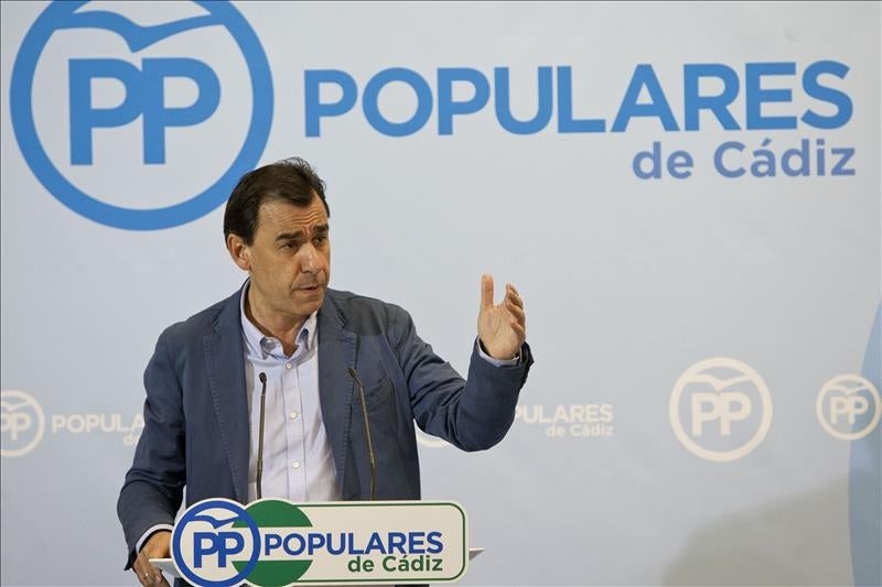 El PP considera un mero acto de "propaganda política" el pacto entre PSOE y Ciudadanos El PP considera un mero acto de "propaganda política" el pacto entre PSOE y Ciudadanos