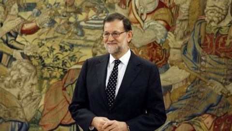 Mariano Rajoy antes de ser recibido por el Rey Felipe VI