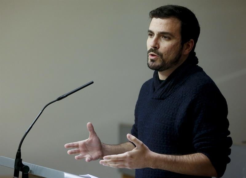 IU urge a Podemos a que se siente a negociar un acuerdo de Gobierno con PSOE IU urge a Podemos a que se siente a negociar un acuerdo de Gobierno con PSOE