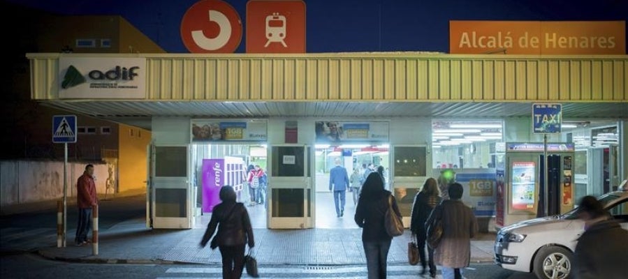 La estación de Cercanías de Renfe de Alcalá de Henares La estación de Cercanías de Renfe de Alcalá de Henares