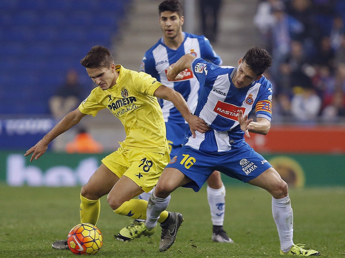 Espanyol 2 - 2 Villlareal. El Villarreal salva un punto en Cornellá Espanyol 2 - 2 Villlareal. El Villarreal salva un punto en Cornellá