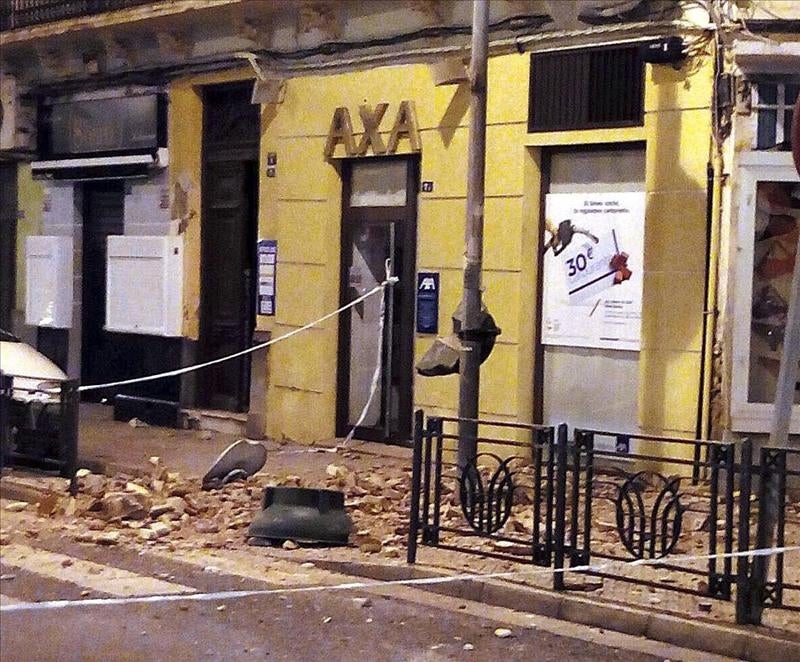 Un seísmo de 6,3 grados causa 26 heridos leves en Melilla y se nota en Andalucía Un seísmo de 6,3 grados causa 26 heridos leves en Melilla y se nota en Andalucía