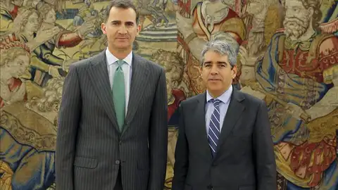El Rey con Francesc Homs, en el Palacio de la Zarzuela. El Rey con Francesc Homs, en el Palacio de la Zarzuela.
