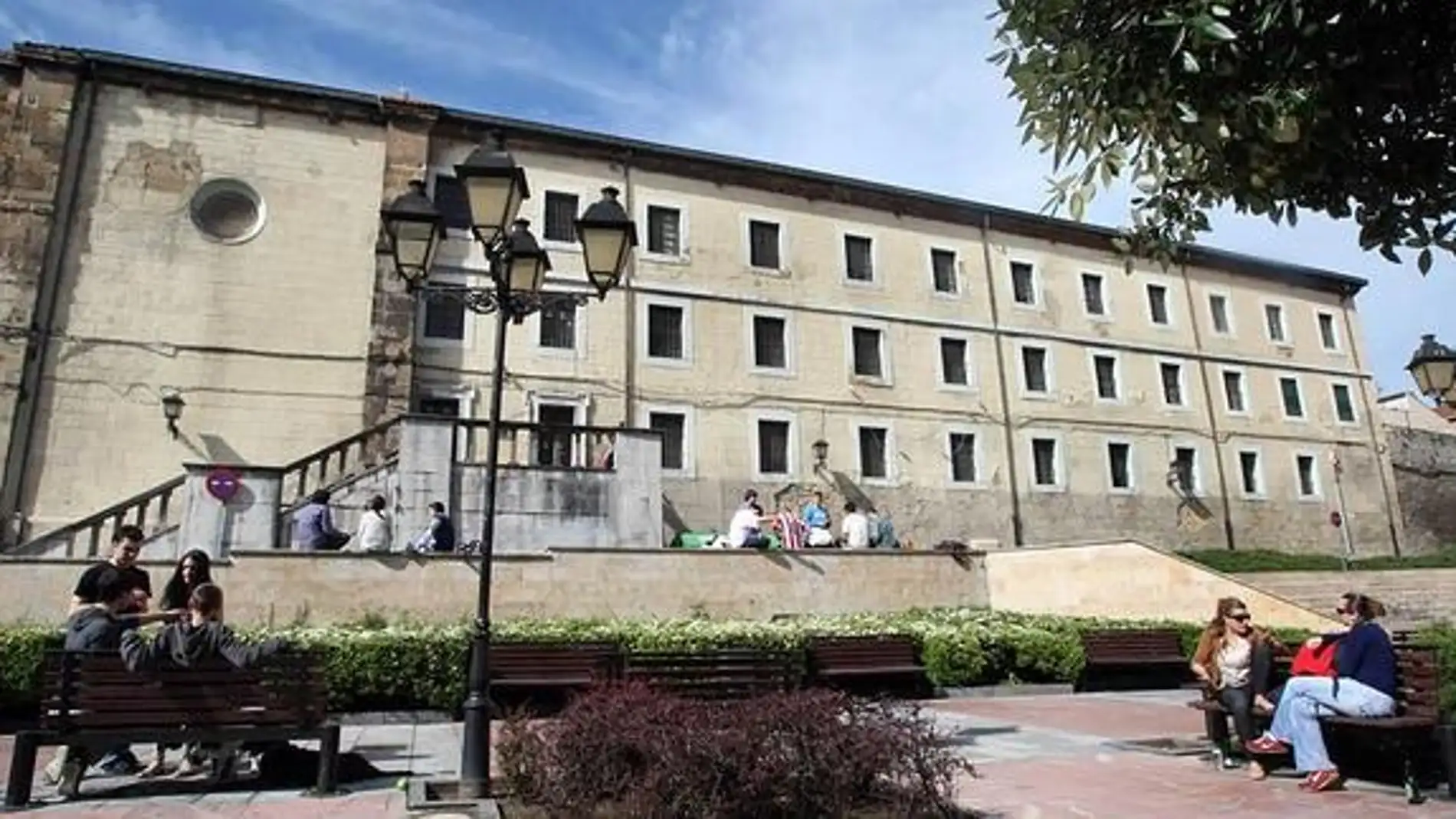 Edificio de Tabacalera en Gijón