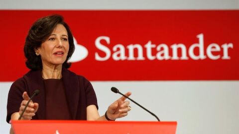 Ana Bot&iacute;n, presidenta del Banco Santander en una rueda de prensa