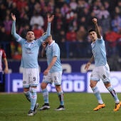 Los jugadores del Celta celebran un gol en el Calderón