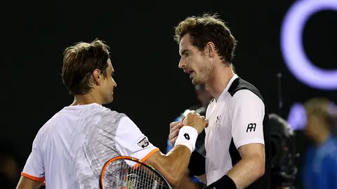 David Ferrer y Andy Murray se saludan tras el partido David Ferrer y Andy Murray se saludan tras el partido