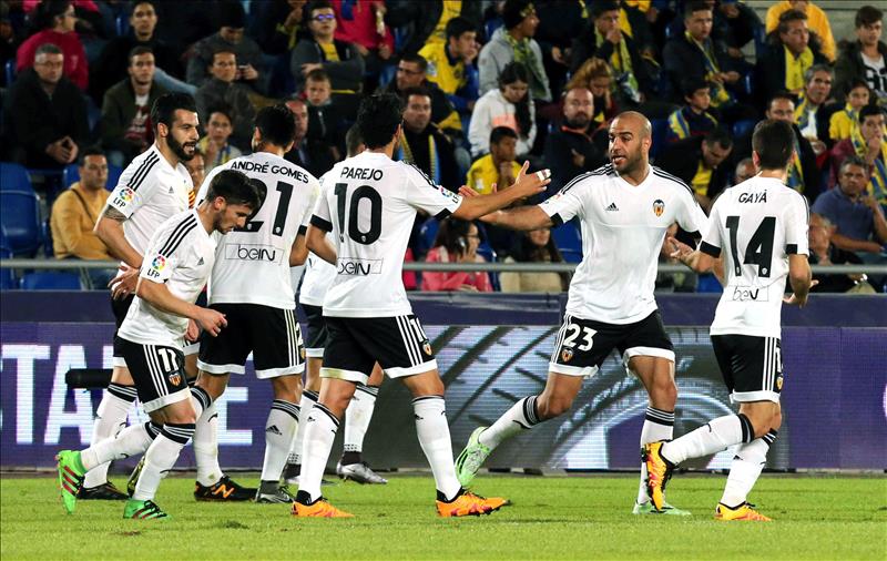Rodrigo mete al Valencia en semifinales de la Copa del Rey con sufrimiento al final Rodrigo mete al Valencia en semifinales de la Copa del Rey con sufrimiento al final