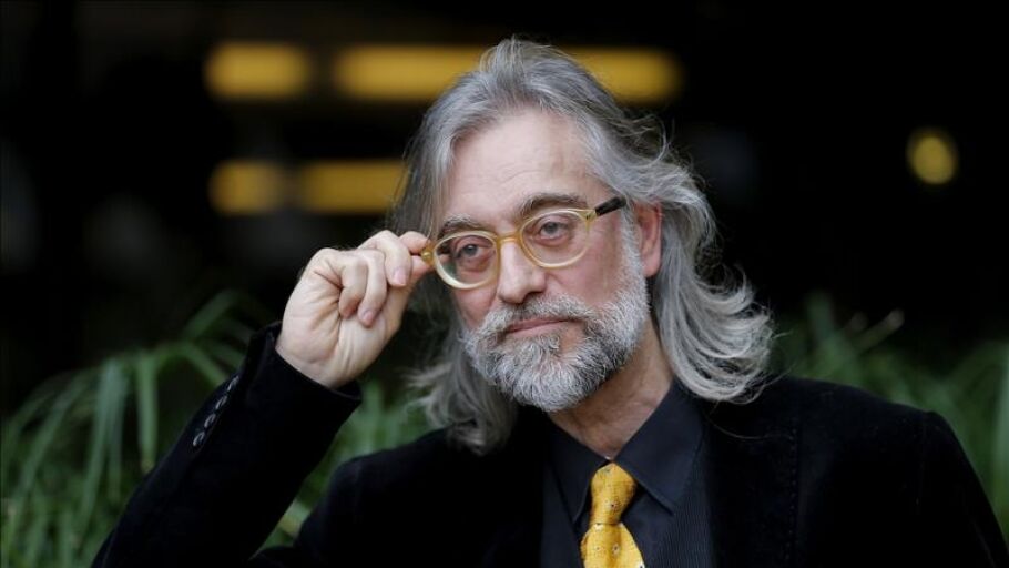 El periodista y colaborador de M&aacute;s de uno, V&iacute;ctor Amela recoge el premio Ram&oacute;n Llull