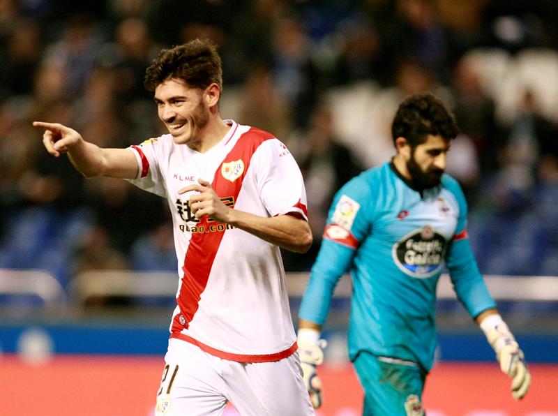 Deportivo y Rayo empatan en Riazor en un partido con muchas alternativas Deportivo y Rayo empatan en Riazor en un partido con muchas alternativas