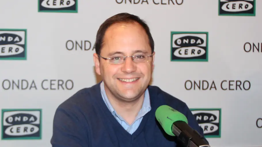 César Luena César Luena