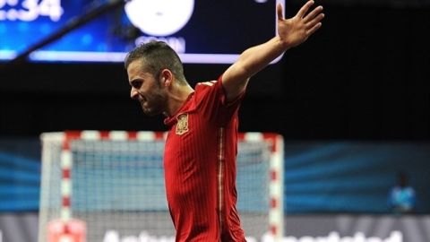 Rafael Us&iacute;n, jugador de Espa&ntilde;a