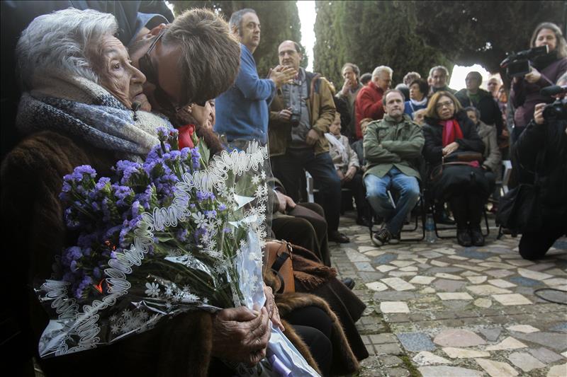 Francisco Vargas: "Es una vergüenza que la Memoria Histórica española se lleve a cabo desde la justicia argentina" Francisco Vargas: "Es una vergüenza que la Memoria Histórica española se lleve a cabo desde la justicia argentina"