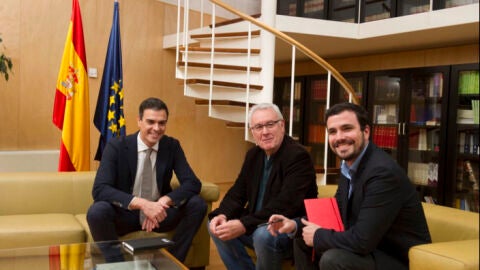 La reuni&oacute;n de Alberto Garz&oacute;n y Cayo Lara con Pedro S&aacute;nchez